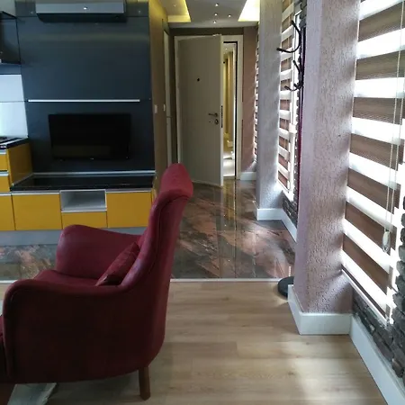 Corner Park Ξενοδοχείο με διαμερίσματα 4*