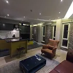Corner Park 4*