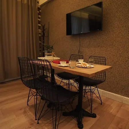 Corner Park Aparthotel 4*