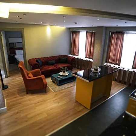 公寓式酒店 Corner Park 4*