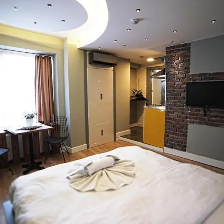 Corner Park 4* Стамбул
