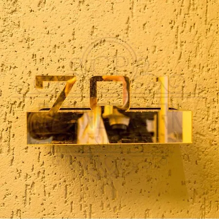 Aparthotel Corner Park 4*