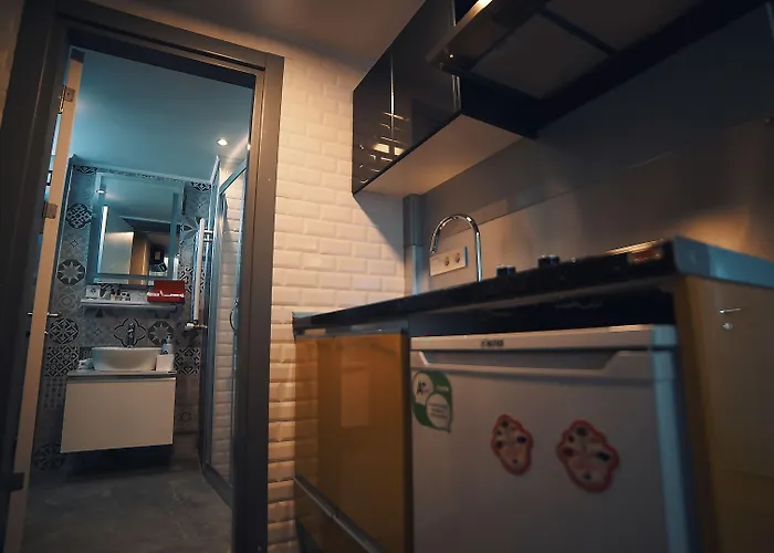 Aparthotel Corner Park 4*