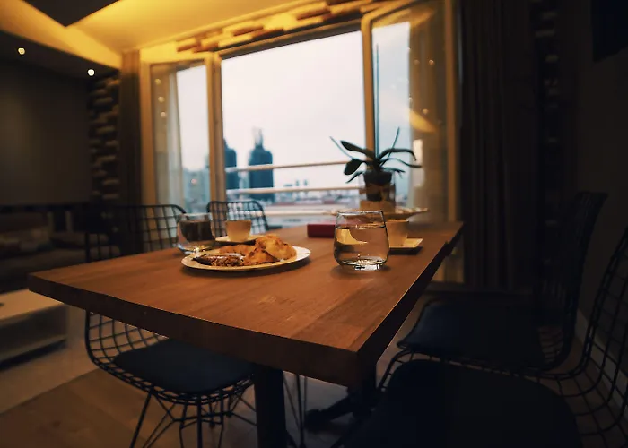 Corner Park Aparthotel 4*