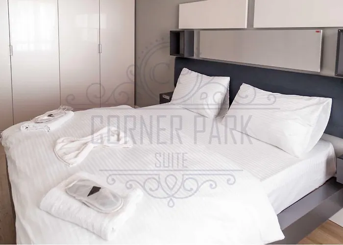 Corner Park Aparthotel 4*