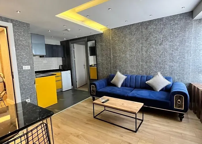 Aparthotel Corner Park 4*