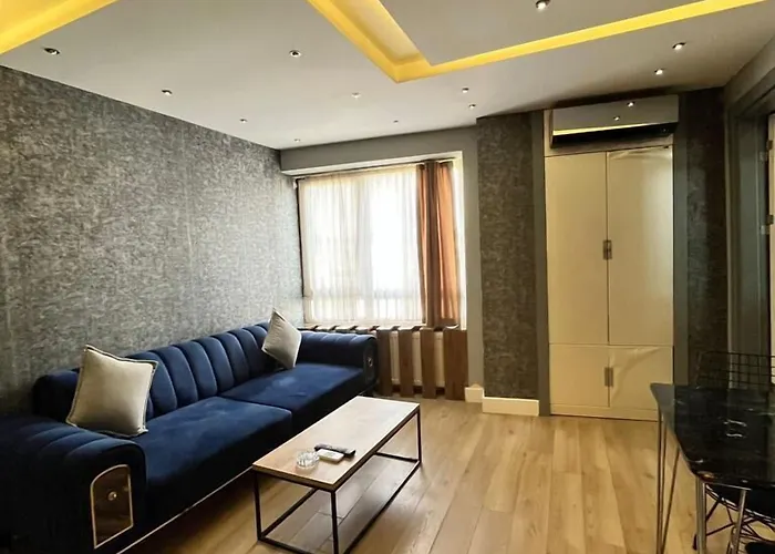 Corner Park Aparthotel 4*